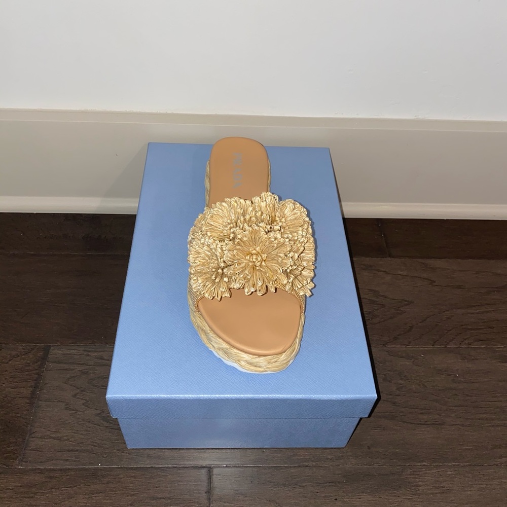Prada Raffia Flat Sandals Woman Natural size 41